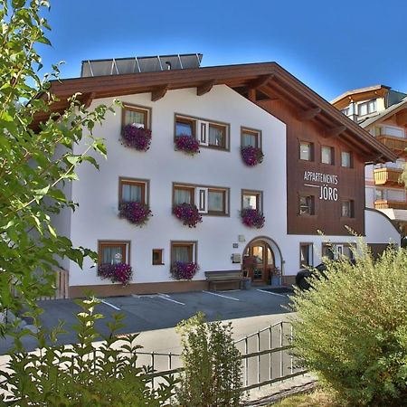 Apartmenthaus Joerg ザーファウス エクステリア 写真