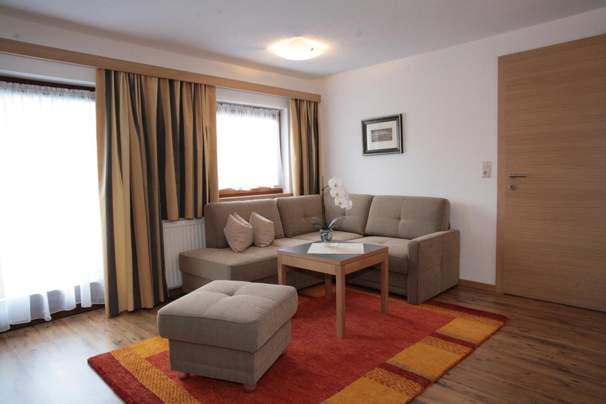 Apartmenthaus Joerg ザーファウス 部屋 写真